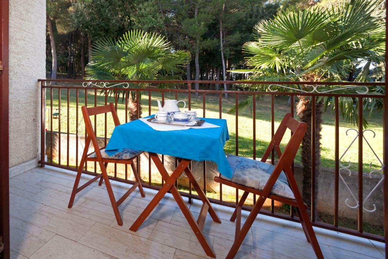 Mihaela Apartments Porec Exterior photo