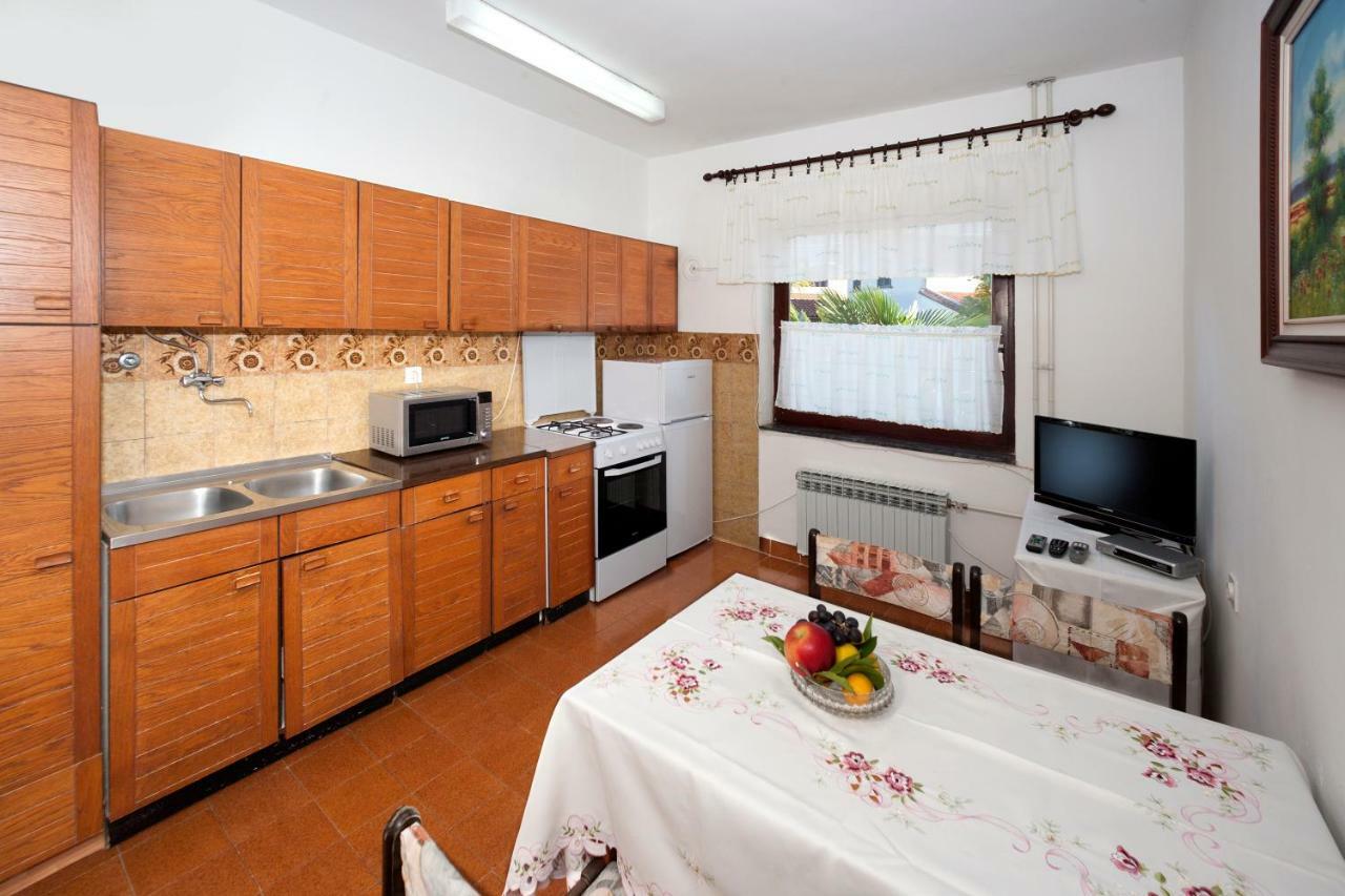 Mihaela Apartments Porec Exterior photo